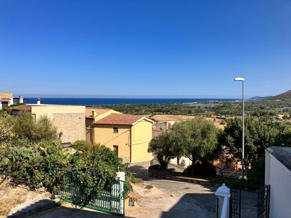 Domus Deledda Posada (Sardinia) Luaran gambar